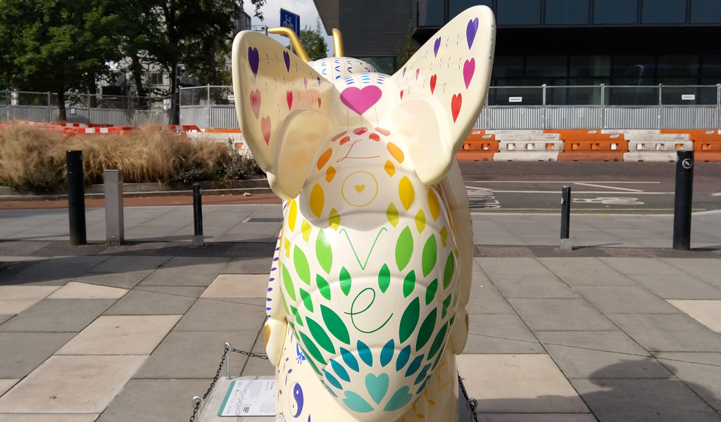 Back photo of the The Love Bee