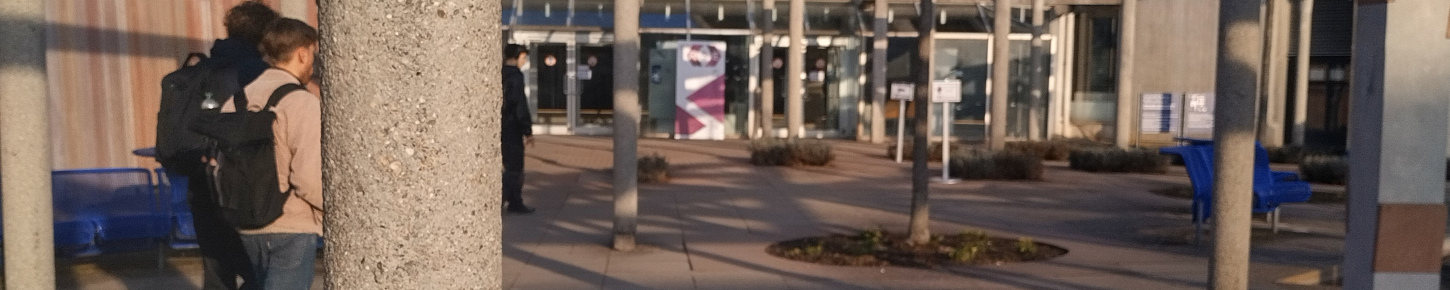 Photo of entrance of deRSE26.